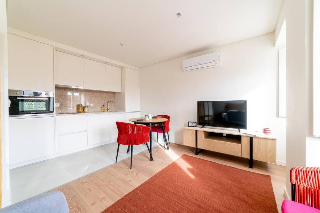 Pardal 1b - Luxury Studio In Alcantara With Parking Nearby Lisbon